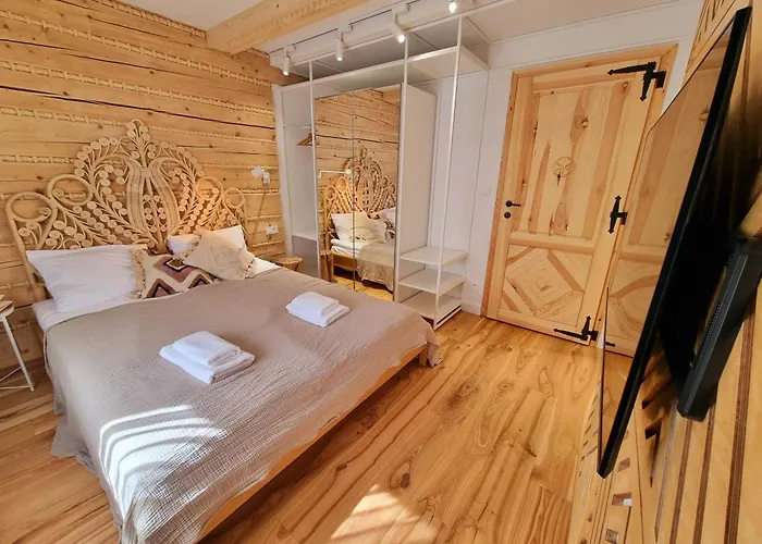 Storczyk Asnyka Centrum Villa *